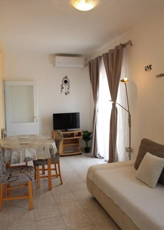 Apartment Nana Primošten Kültér fotó
